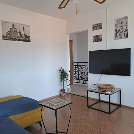 Rafaello Apartment